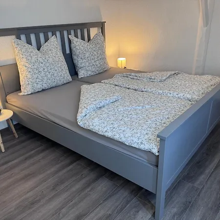 Direkt An Der Mosel Im Zentrum Von