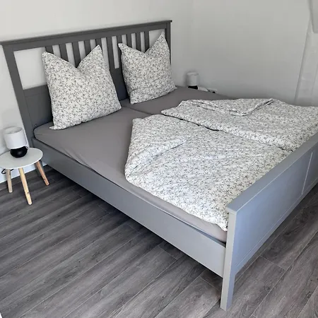 Direkt An Der Mosel Im Zentrum Von * Zell