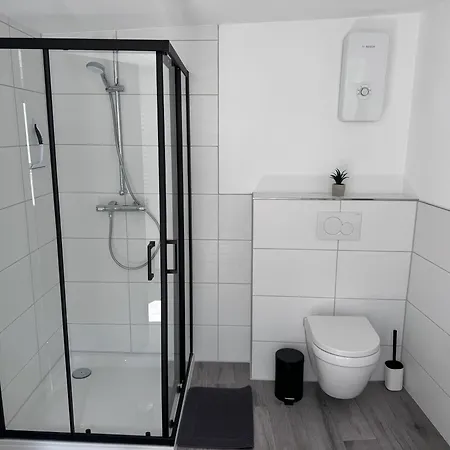 Apartamento Direkt An Der Mosel Im Zentrum Von Zell