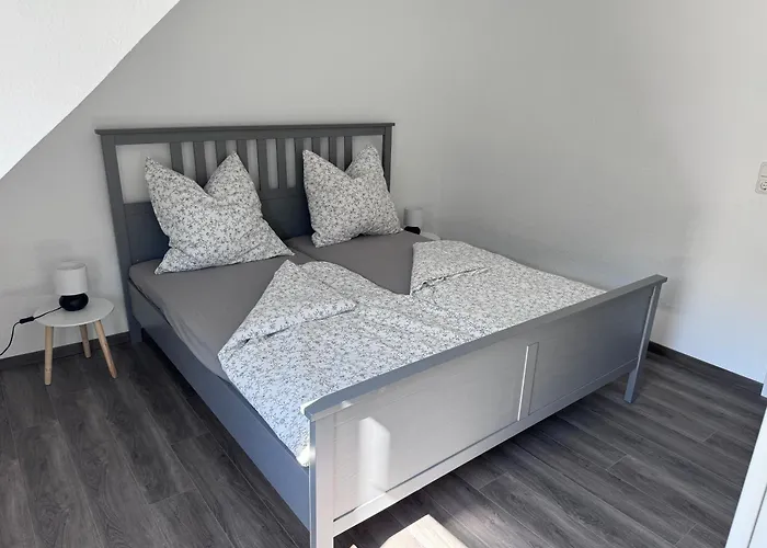 Direkt An Der Mosel Im Zentrum Von *